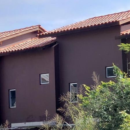 Residencial Costumes Brasileiras 호텔 봄비나스 외부 사진