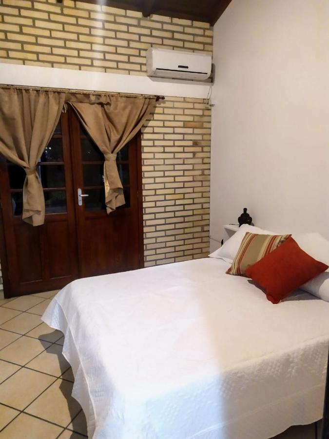 Residencial Costumes Brasileiras 호텔 봄비나스 외부 사진